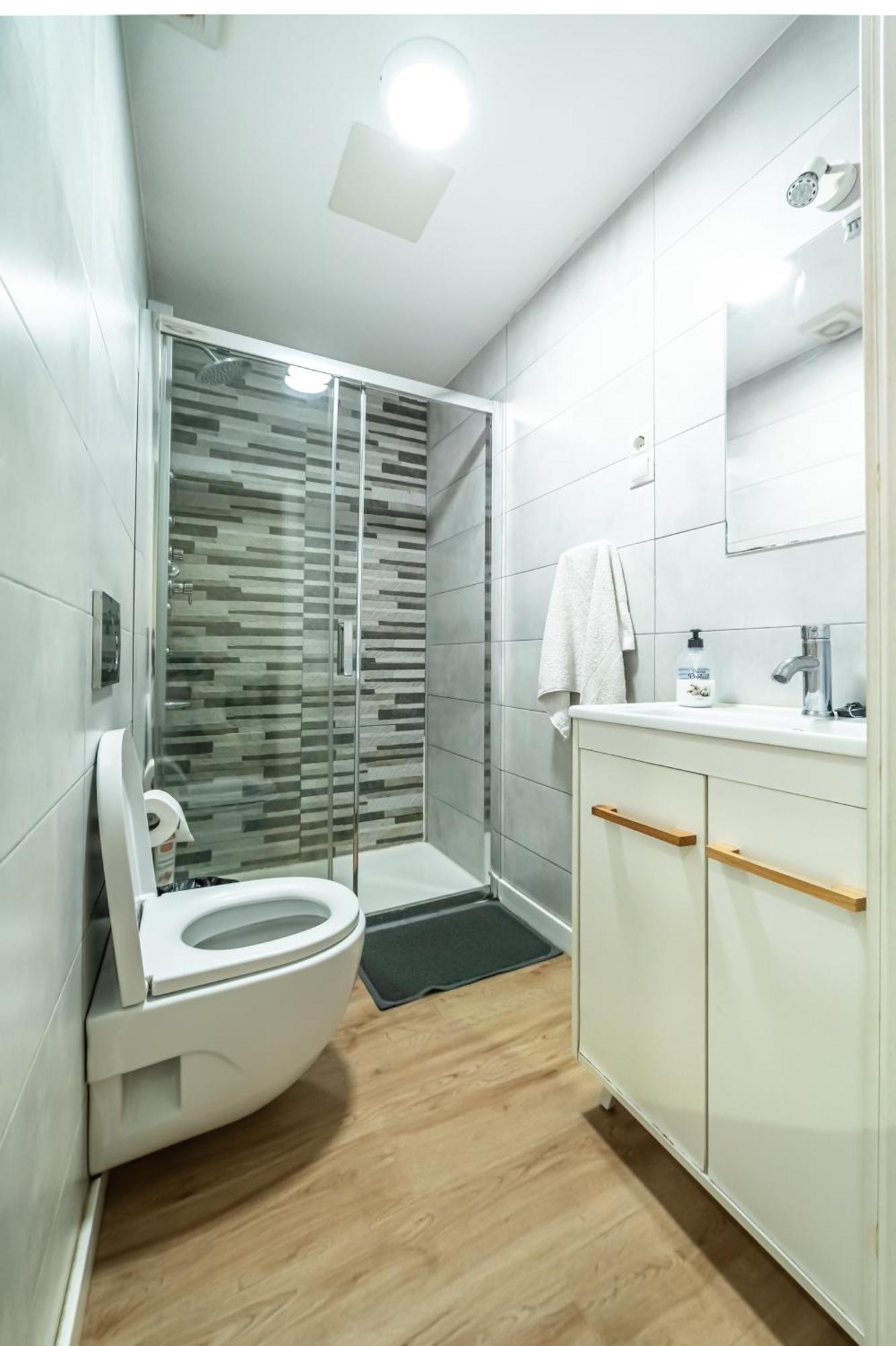 Apartamento New Flat , Modern , Wifi, 10Min Sol, 5 Reina Sofia Madrid Exterior foto